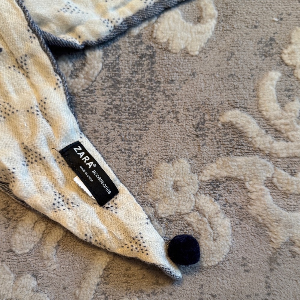 ZARA Gray Blue Cream Kids Accessorie with Pom Pom Detail - Picture 2 of 4